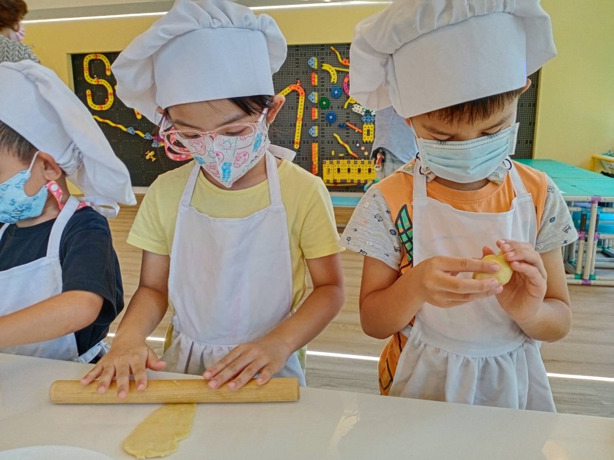 環球幼兒園STEAM教室手作月餅 中秋暖送雲林家扶 - https://www.watchmedia01.com