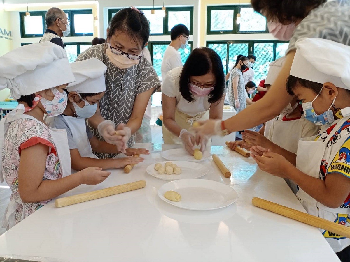 環球幼兒園STEAM教室手作月餅 中秋暖送雲林家扶 - https://www.watchmedia01.com
