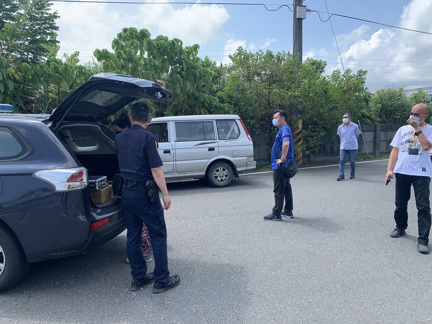 「醉」上道拒攔查 警一槍射中輪胎駕駛就範 - https://www.watchmedia01.com