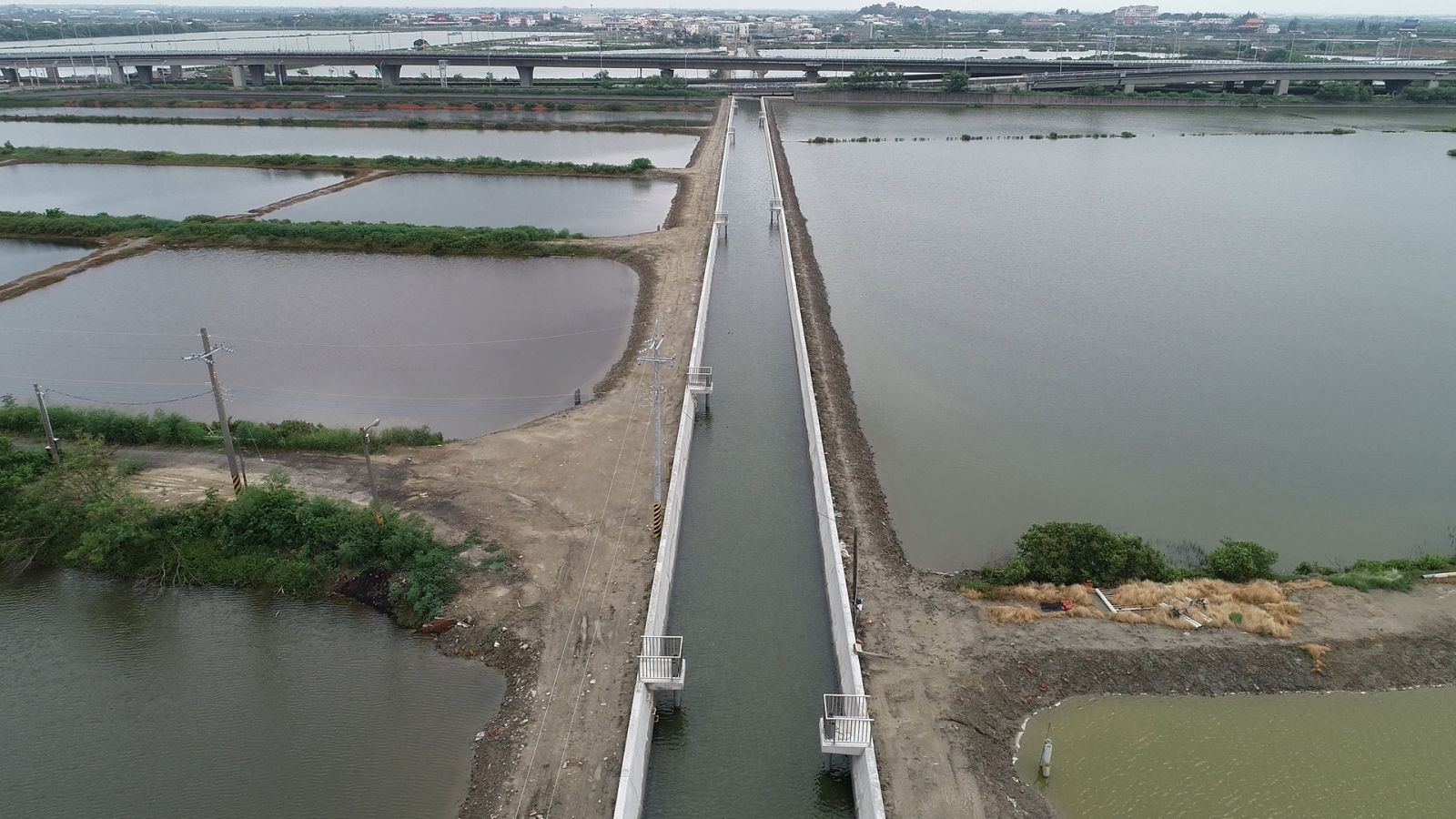 向中央爭取經費 南市農業局積極改善養殖魚塭環境 - https://www.watchmedia01.com