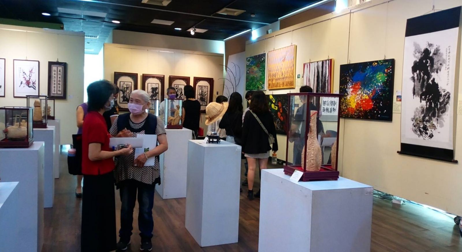 環球科大30週年校慶　藝術家聯展暨校園公共藝術揭幕 - https://www.watchmedia01.com