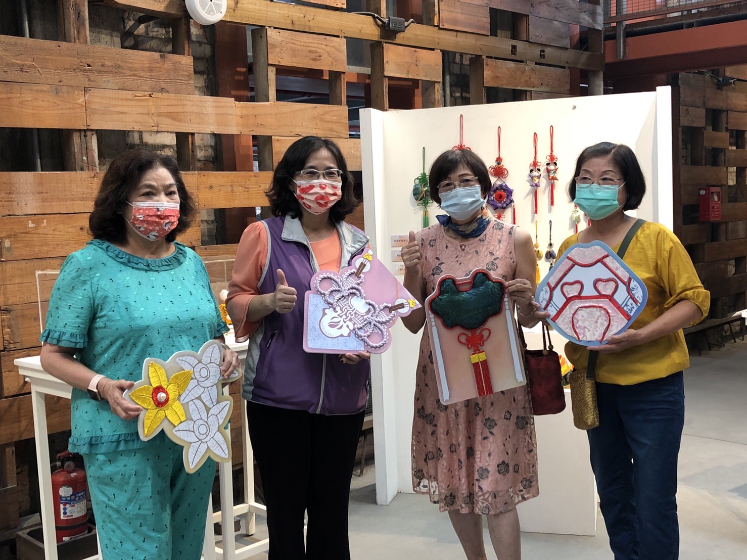 影／織繡工藝絲絲入扣　鹿港織繡聯展呈現精緻生活 - https://www.watchmedia01.com