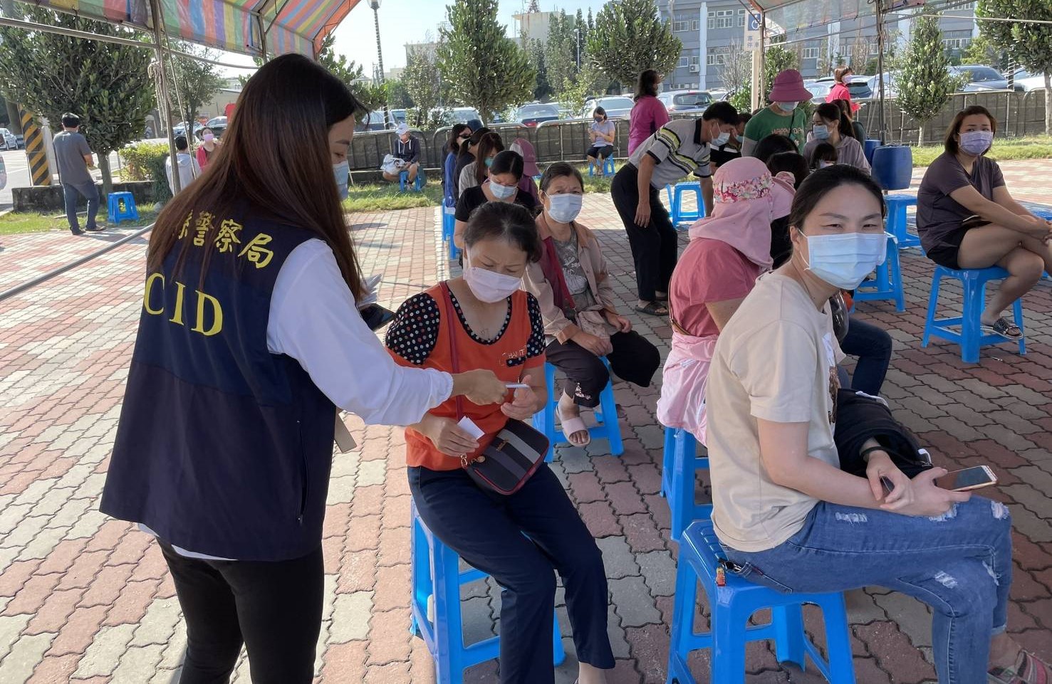 影／雲林加碼10％回饋消費券夯　臺西警加強維安防詐及婦幼安全 - https://www.watchmedia01.com
