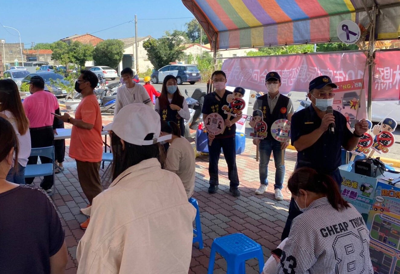 影／雲林加碼10％回饋消費券夯　臺西警加強維安防詐及婦幼安全 - https://www.watchmedia01.com
