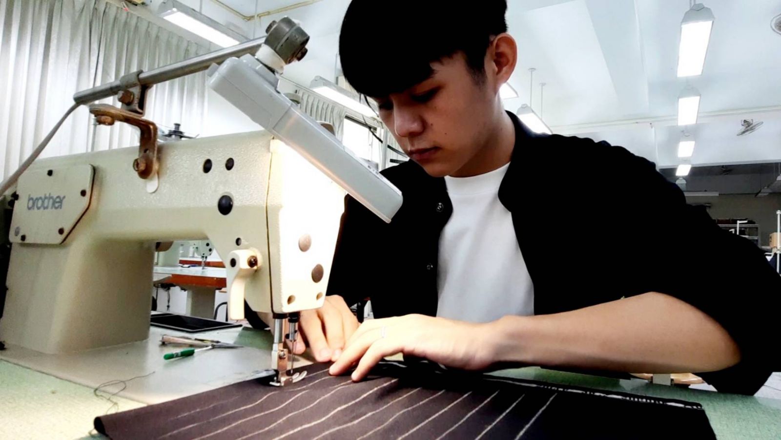 影／亞洲最大服裝設計新人獎 明道大學賴名浩勇奪最佳商業潛力獎 - https://www.watchmedia01.com