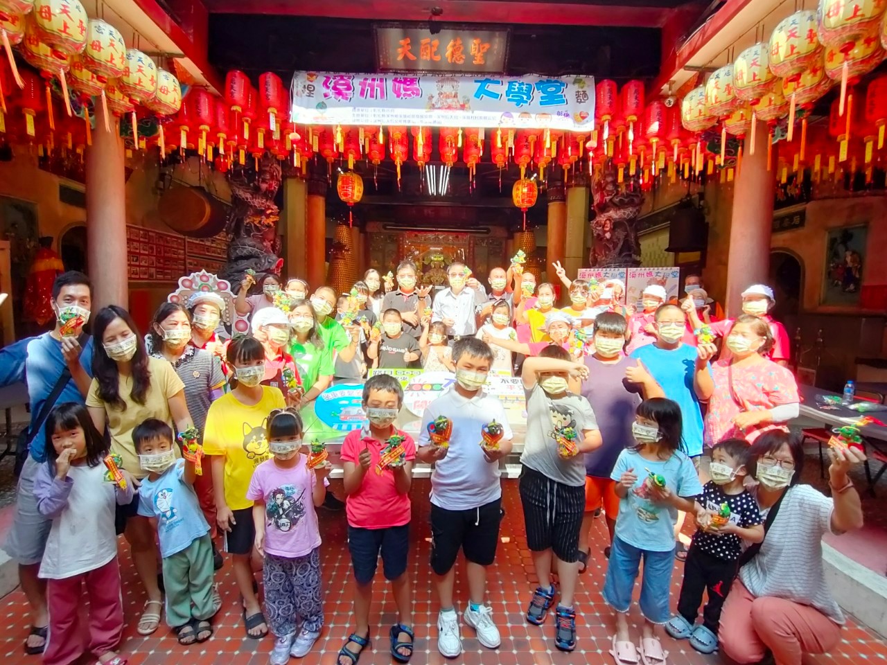 影／沒有瞌睡蟲！溪州后天宮媽祖婆看學員上課 - https://www.watchmedia01.com