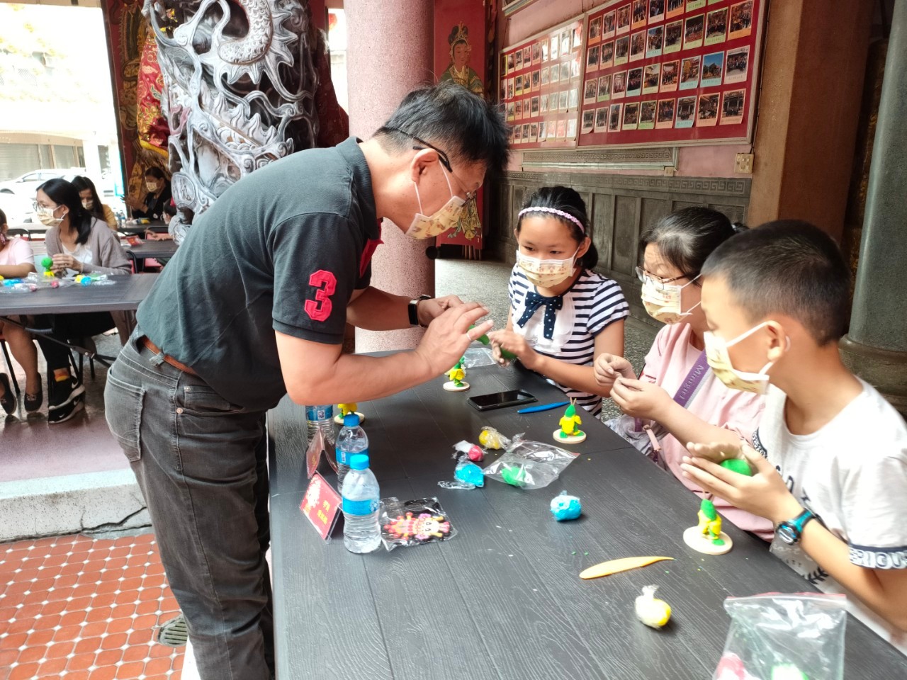 影／沒有瞌睡蟲！溪州后天宮媽祖婆看學員上課 - https://www.watchmedia01.com