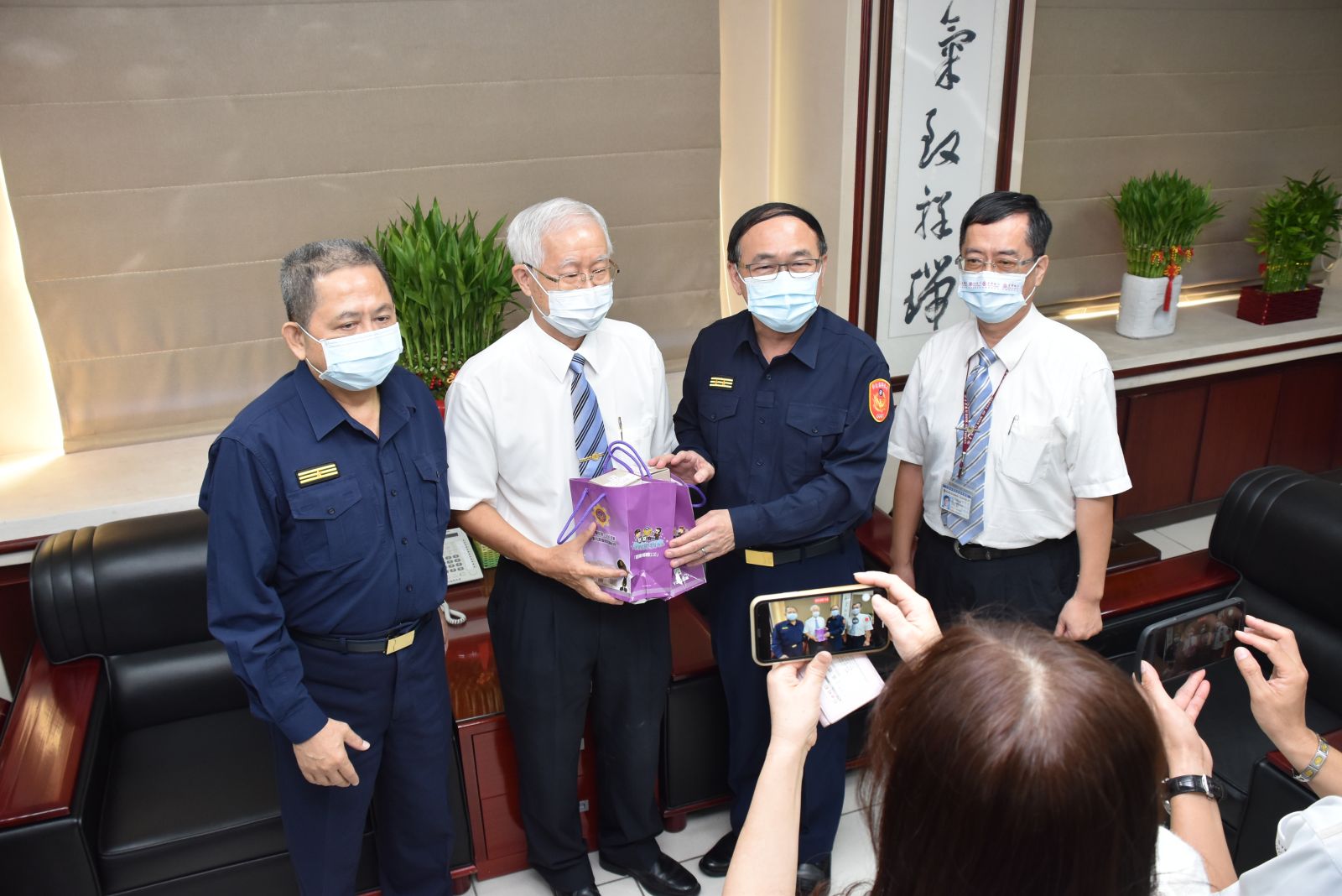 影／金勤區「靠北警察」酸警留言　彰警長宣布群組解散 - https://www.watchmedia01.com