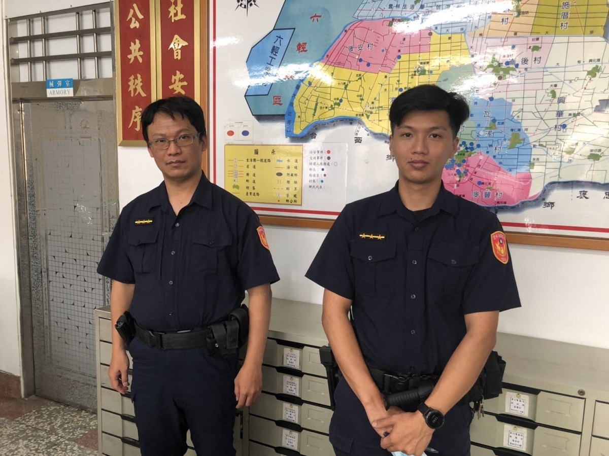 車輛突故障路中　熱心警救援化解危機 - https://www.watchmedia01.com