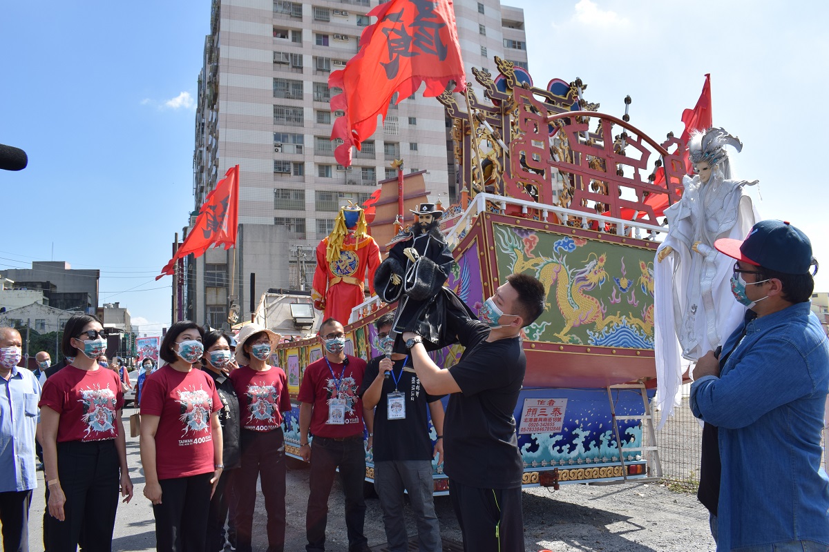 影／百人彩繪藝術故事牆 北港糖廠盛大展出 - https://www.watchmedia01.com