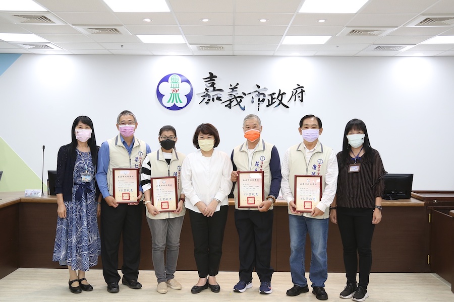 表揚特優里長　嘉義市長黃敏惠感謝獲獎人熱忱奉獻與辛勞付出 - https://www.watchmedia01.com