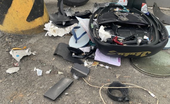 影／驚悚！20歲騎士擦撞小貨車彈飛對向車道　慘遭休旅車輾過 - https://www.watchmedia01.com