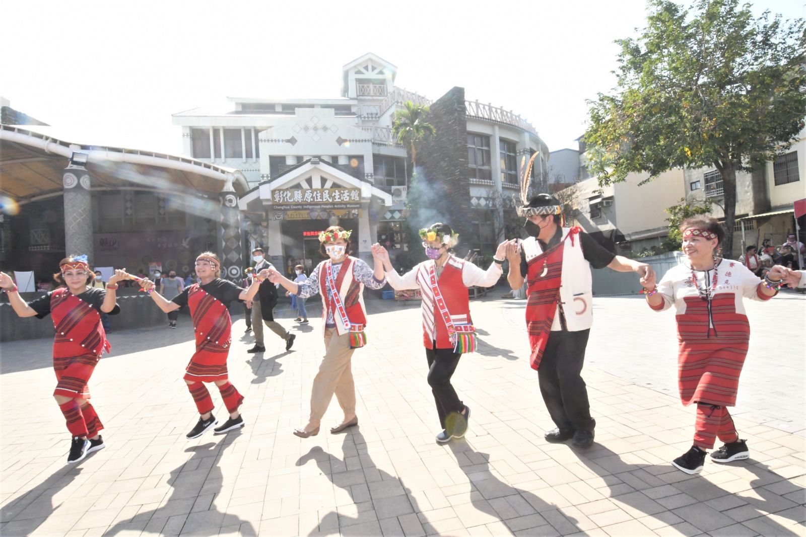 影／我們都是一家人　彰化豐年祭熱情奔放展現原住民族傳統文化 - https://www.watchmedia01.com