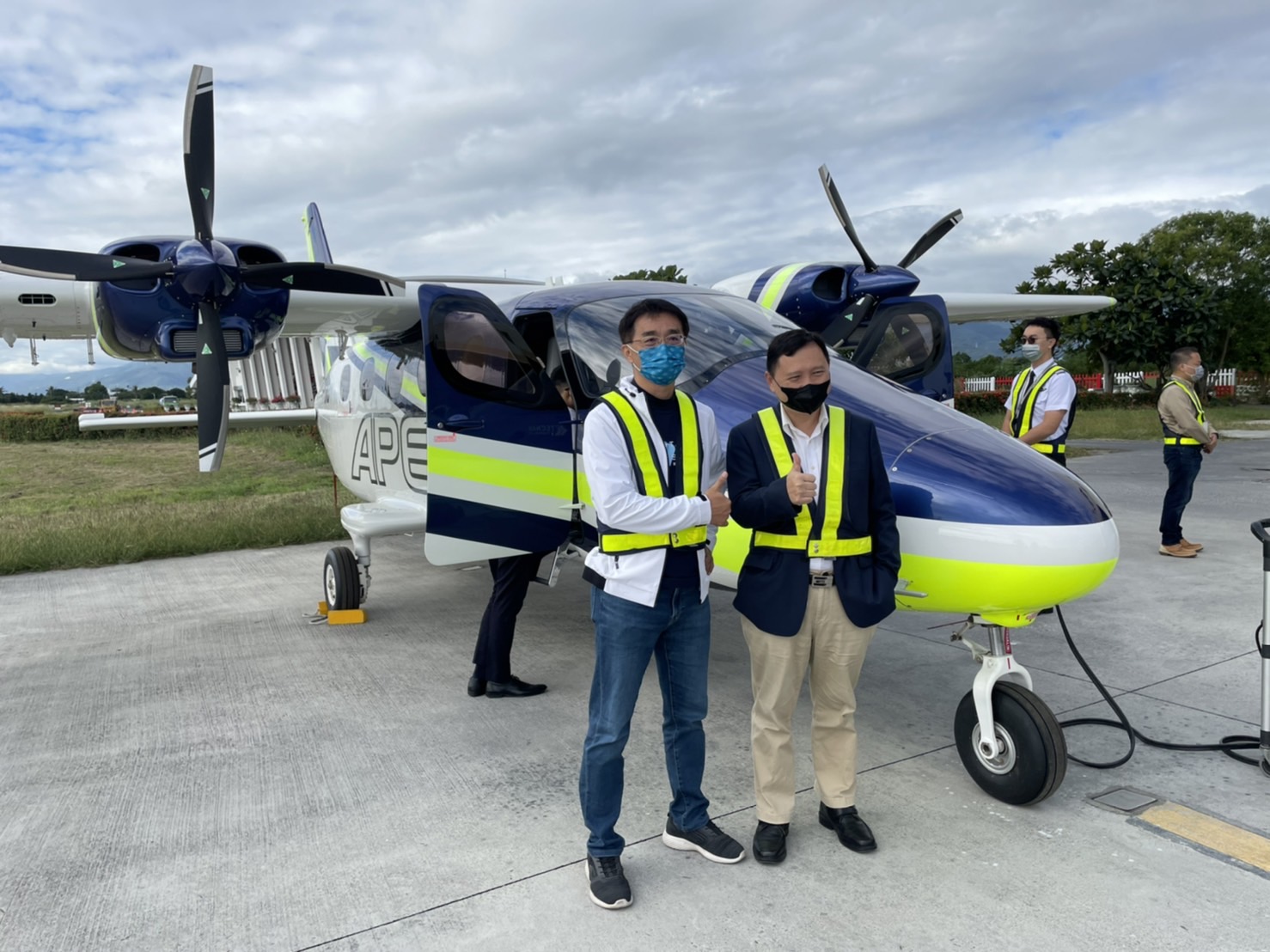 台東縣政府與安捷飛行訓練中心合作規劃搭機空中旅遊 - https://www.watchmedia01.com