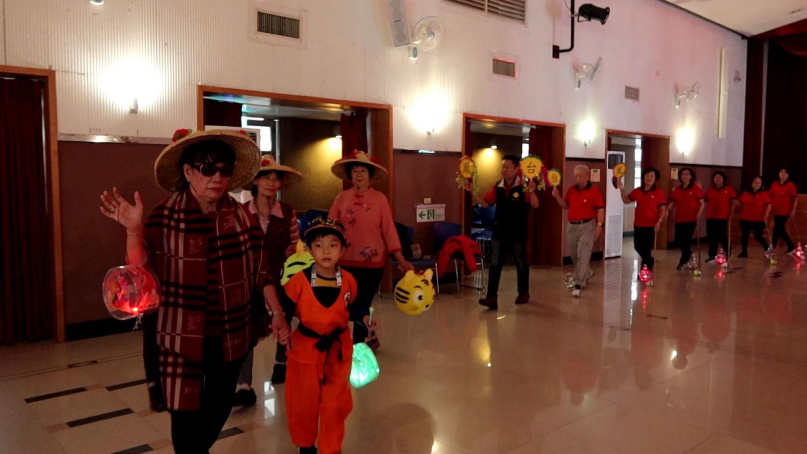 影／彰化300 古城踩街趣 創意提燈踩街暨服裝造型競賽 - https://www.watchmedia01.com