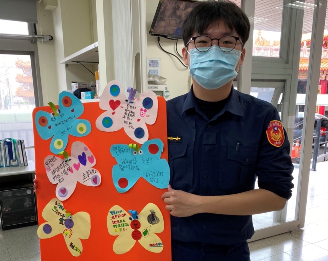 小波麗士警所初體驗　小二學童校外教學參訪 - https://www.watchmedia01.com