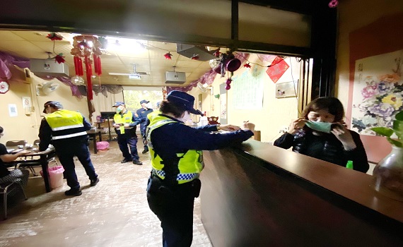 集集警分局打擊暴力、杜絕酒駕、全面防疫 三管齊下強勢執法 - https://www.watchmedia01.com