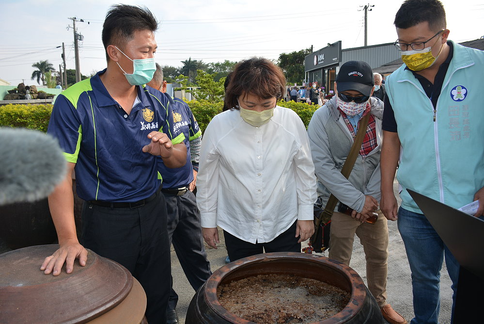 飄香逾一甲子　義興嘉釀開放千坪釀造廠成嘉義市首座醬油文化體驗園區 - https://www.watchmedia01.com