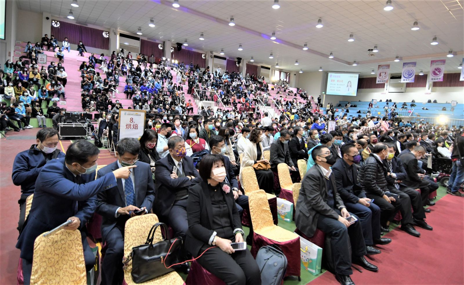 影／切磋交流精進技術 全國高中110學年度商業類學生技藝競賽頒獎 - https://www.watchmedia01.com