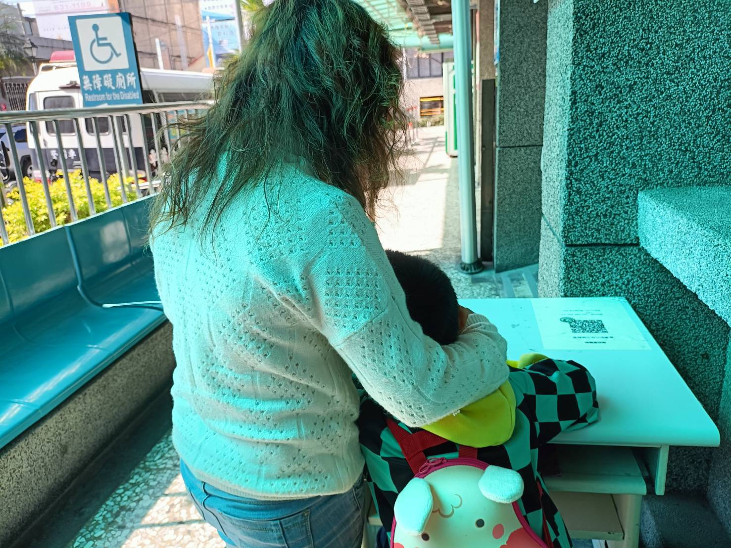 影／粘姓家暴男後臺有夠硬　王姓女子攜幼子近兩年飽受暴力虐待 - https://www.watchmedia01.com