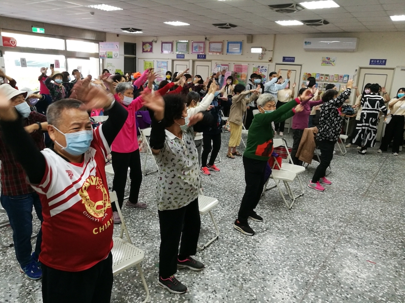 嶺東科大到民雄　為老大人帶來驚喜與溫馨 - https://www.watchmedia01.com