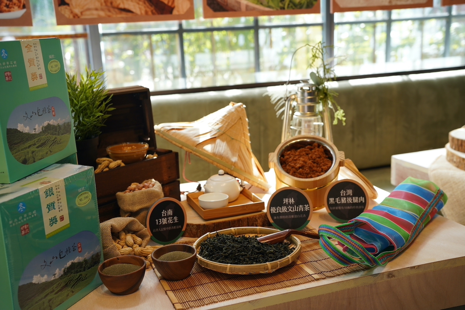 網路超紅發現茶 X 查理布朗烘焙 老饕聯手創新「更kńg」法國食材可麗捲 - https://www.watchmedia01.com