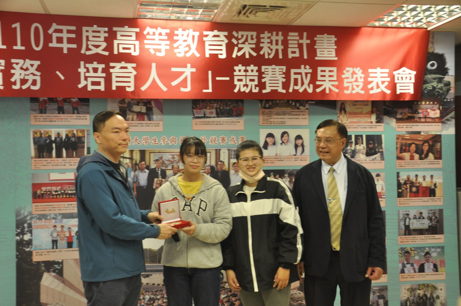 建國科大師生參加2021高雄國際發明展大放異彩 - https://www.watchmedia01.com