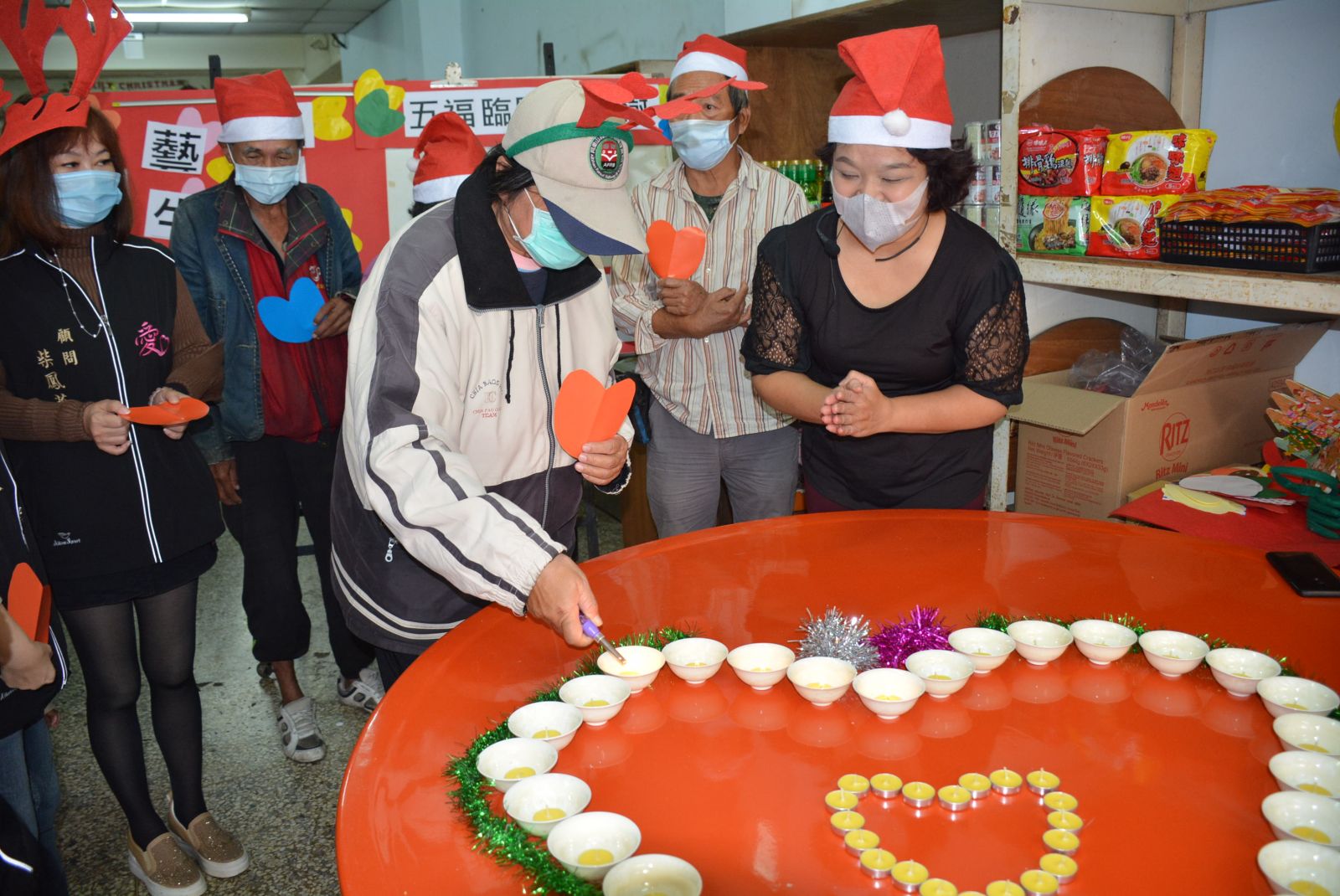 祈福樹與光的祝褔　為寒士迎接充滿希望未來 - https://www.watchmedia01.com