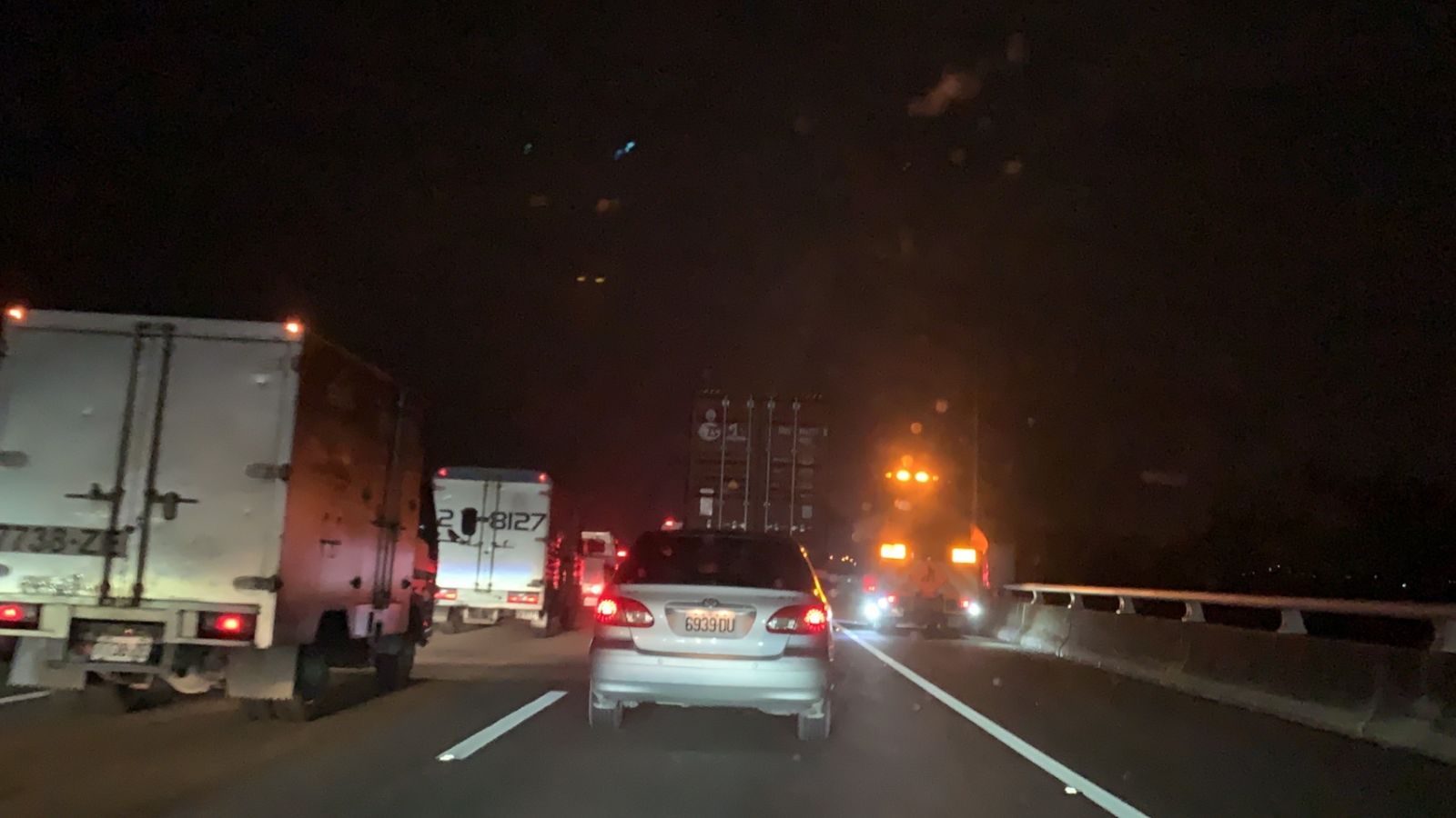 影／打保齡球？國道一號北向188.1公里七車連環車禍 - https://www.watchmedia01.com