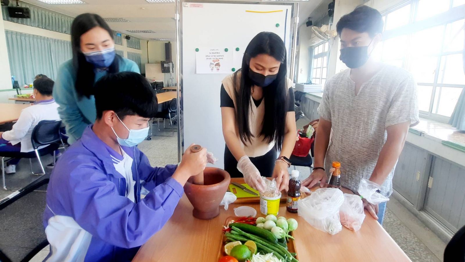 影／二林工商新二代培力計畫　明道大學國際生搭起外婆橋 - https://www.watchmedia01.com
