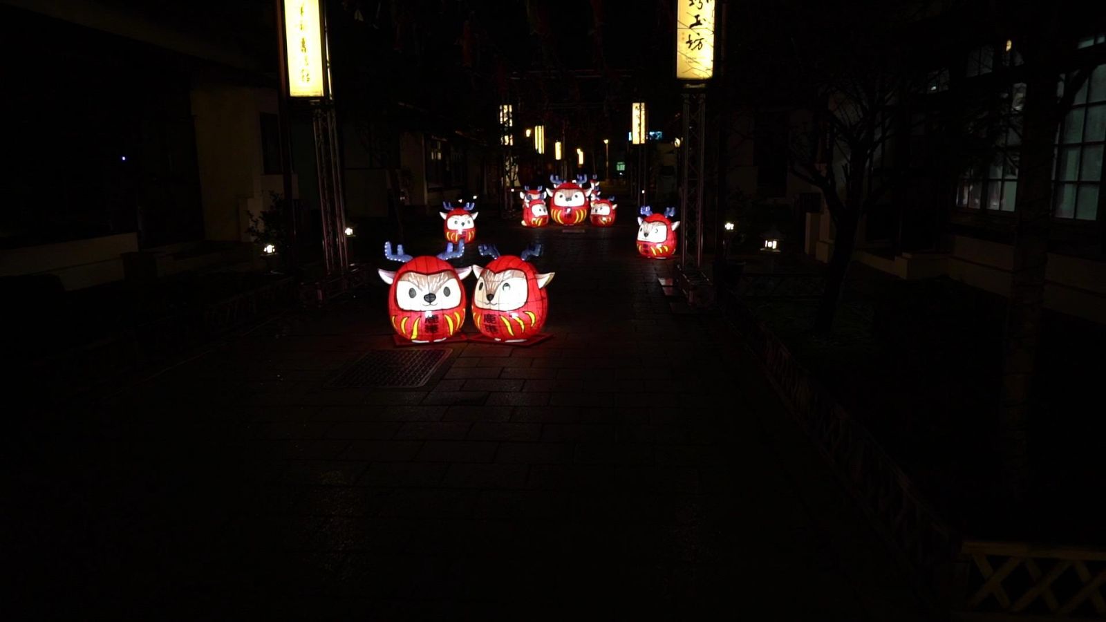 影／卡哇伊！小鹿不倒翁超吸睛　桂花巷藝術村成打卡熱點 - https://www.watchmedia01.com