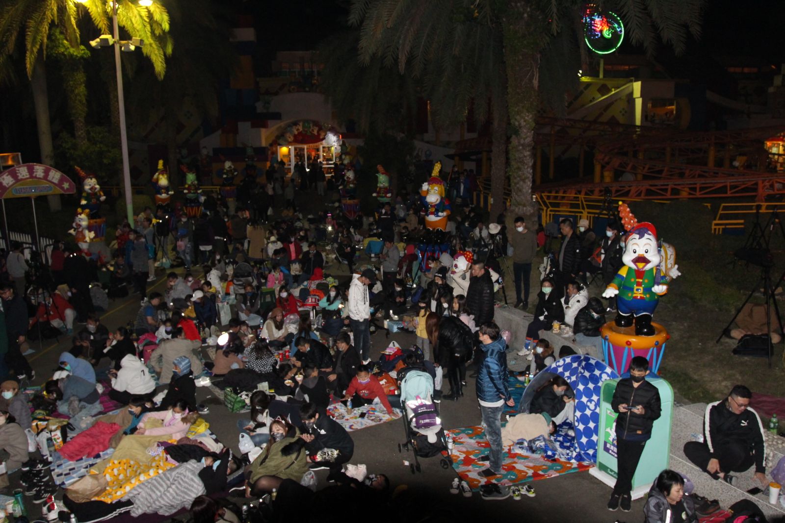 影/劍湖山跨年煙火上萬人湧入 搭配無人機精采絕倫贏喝采 - https://www.watchmedia01.com