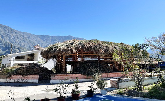鄒族傳統建築hʉfʉ（赫夫）落成 傳承原民文化 - https://www.watchmedia01.com