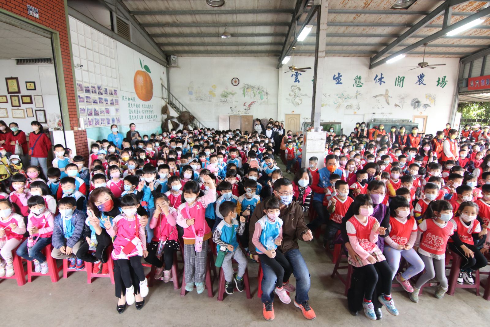 茂谷柑盛產季幼童生態教學　斗六千名學童認識家鄉特產 - https://www.watchmedia01.com