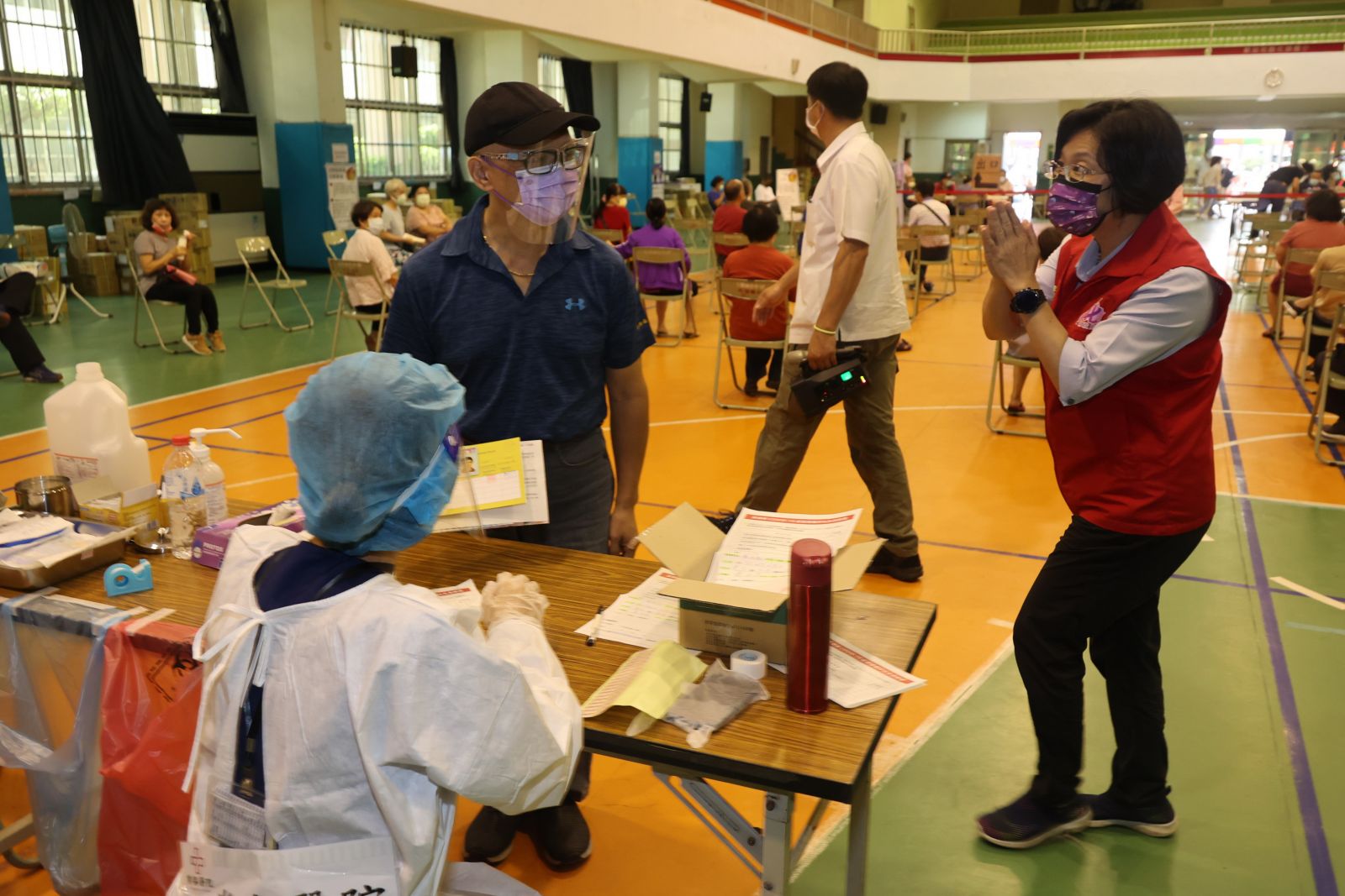 彰化接種月　加碼送禮券　18歲以上民眾接種疫苗可獲200元禮券 - https://www.watchmedia01.com