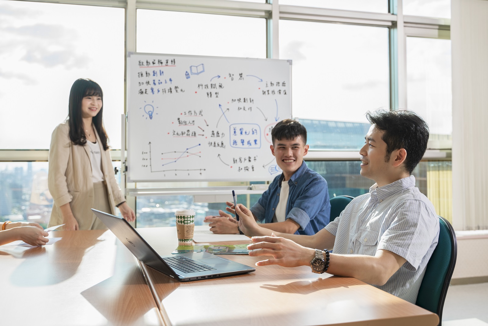 影／迎接後疫情轉職浪潮 緯創資通數位轉型創新企業延攬科技菁英 - https://www.watchmedia01.com
