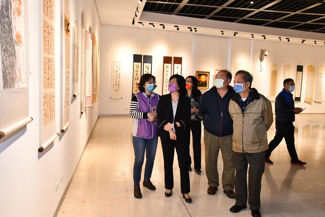 蒙太奇式藝術與鹿江書畫展　風格烱異碰撞出不同火花 - https://www.watchmedia01.com