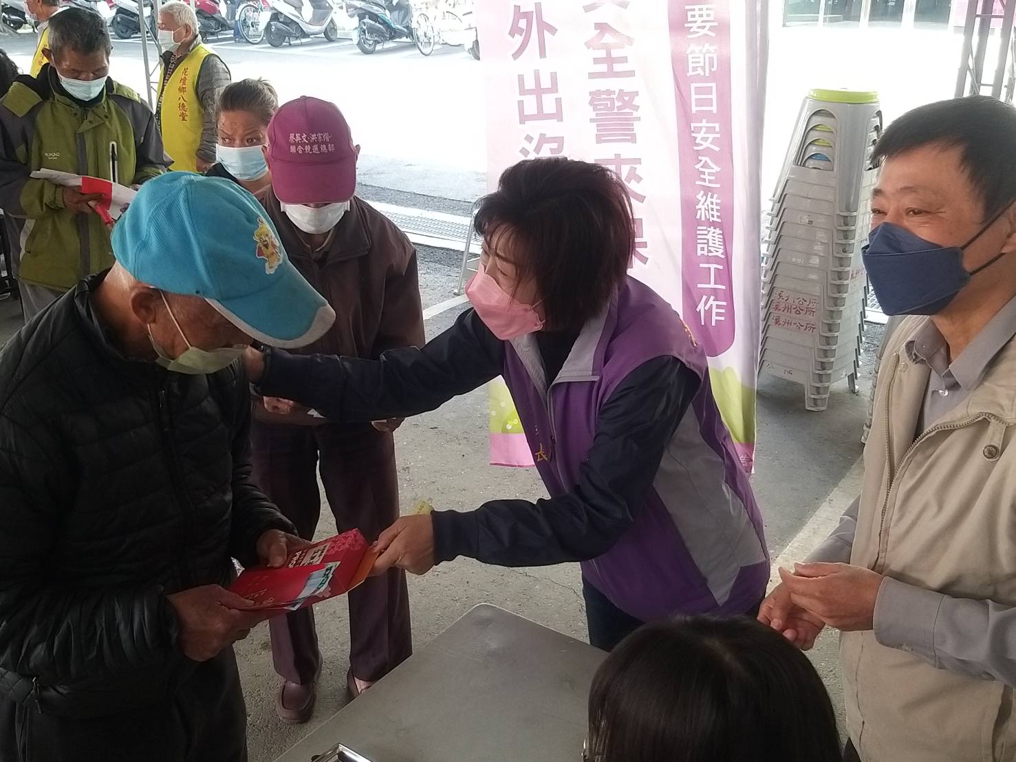 影／寒冬送暖　溪州鄉227戶低收入戶收到滿滿現金和物資 - https://www.watchmedia01.com