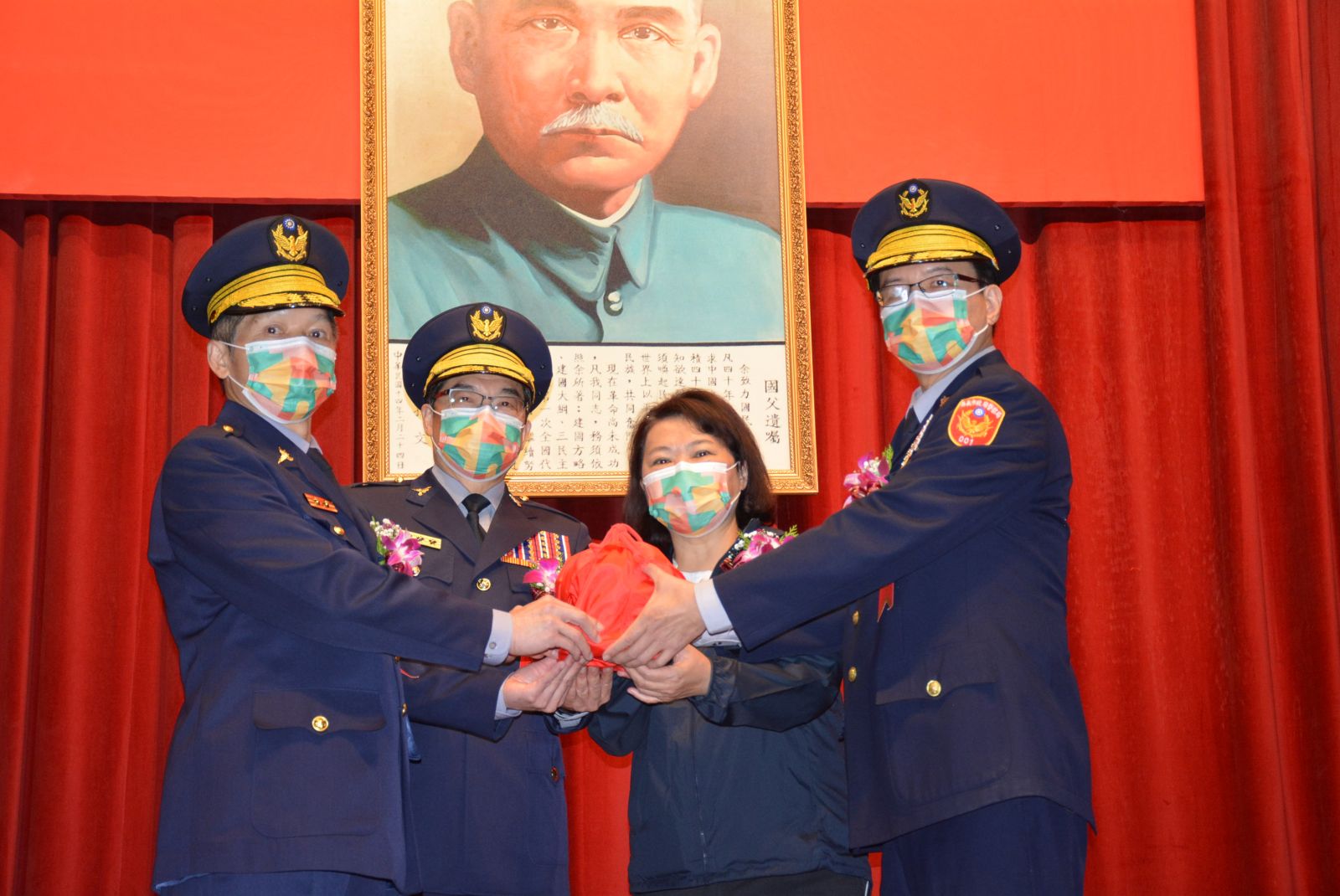 凝聚前進的力量維護治安　嘉市警局卸、新任局長交接 - https://www.watchmedia01.com