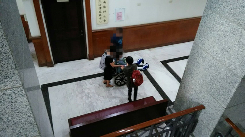 台南醫學系女縱火燒死父親 二審改判10年 - https://www.watchmedia01.com