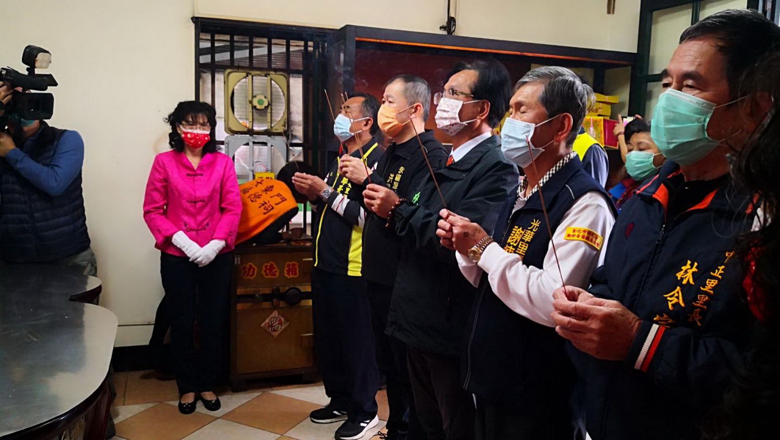 影／「尾牙」拜土地公！必備麻糬黏錢招財 大東門福德祠舉行祝壽 - https://www.watchmedia01.com