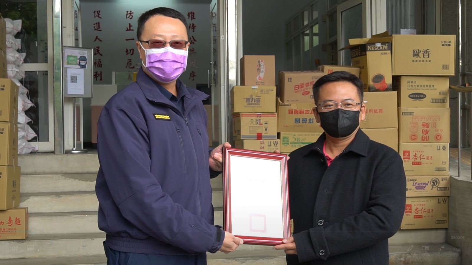 影／恐社會邊沿人春節陷困境　議員、志工協會、波麗士攜手關懷 - https://www.watchmedia01.com