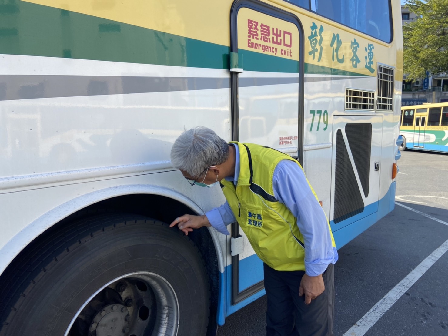 影／春節假期搭乘客運喜迎春　公路總局提供民眾搭車優惠 - https://www.watchmedia01.com