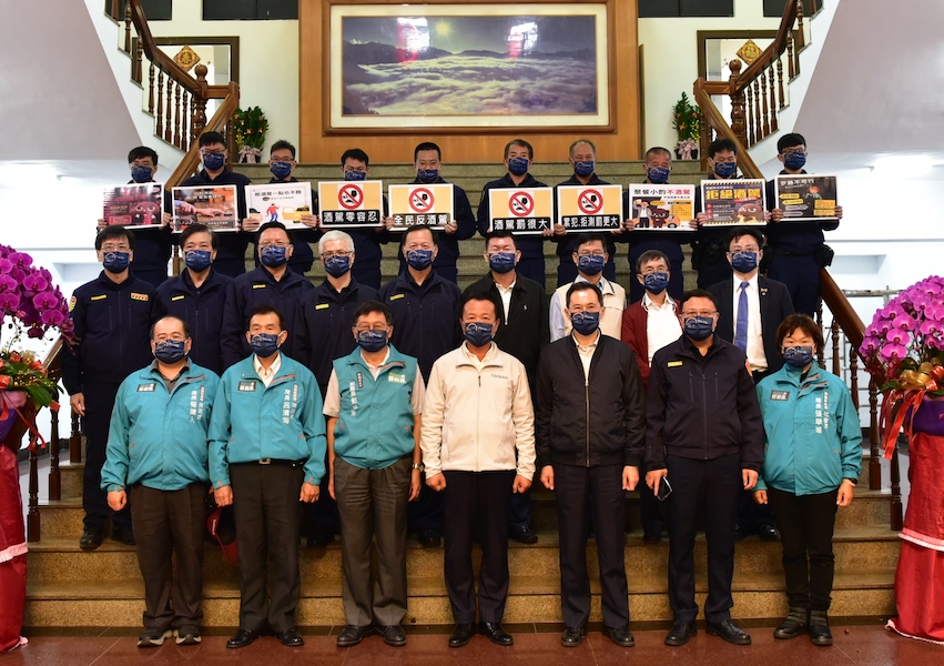 讓縣民過好年　翁章梁率隊慰問春節安全維護人員 - https://www.watchmedia01.com