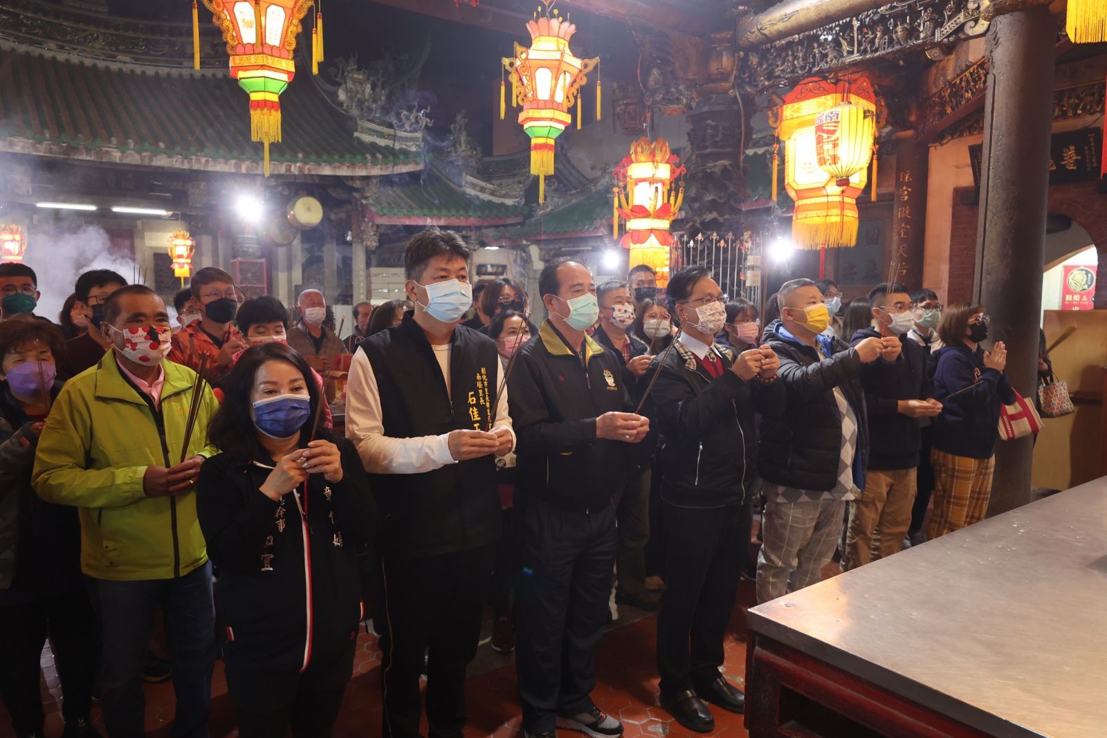 彰化南瑤宮抽出四季籤　今年運勢苦盡甘來、倒吃甘蔗 - https://www.watchmedia01.com