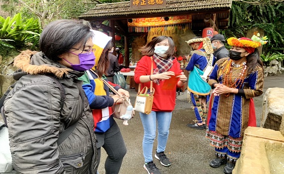 九族賞櫻體驗「恭洗發財」還可向土地公借發財金 - https://www.watchmedia01.com