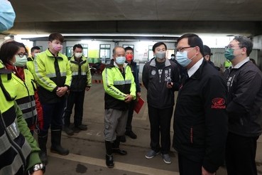大年初五桃園清潔隊開工清運　鄭文燦慰勉辛勞付出 - https://www.watchmedia01.com