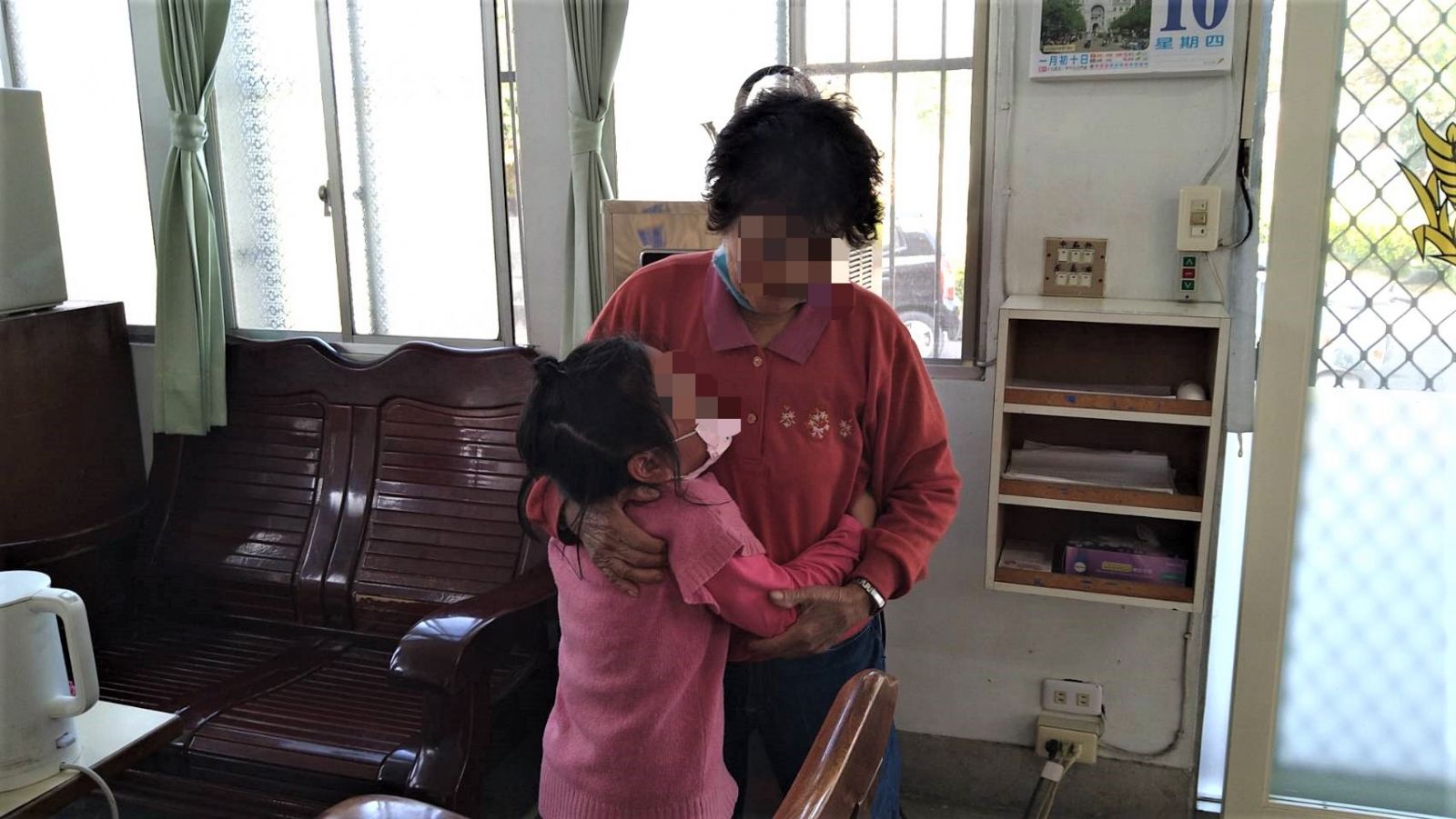 嘉義大林小妹妹在雲林走失 熱心路人和員警協助找到家 - https://www.watchmedia01.com
