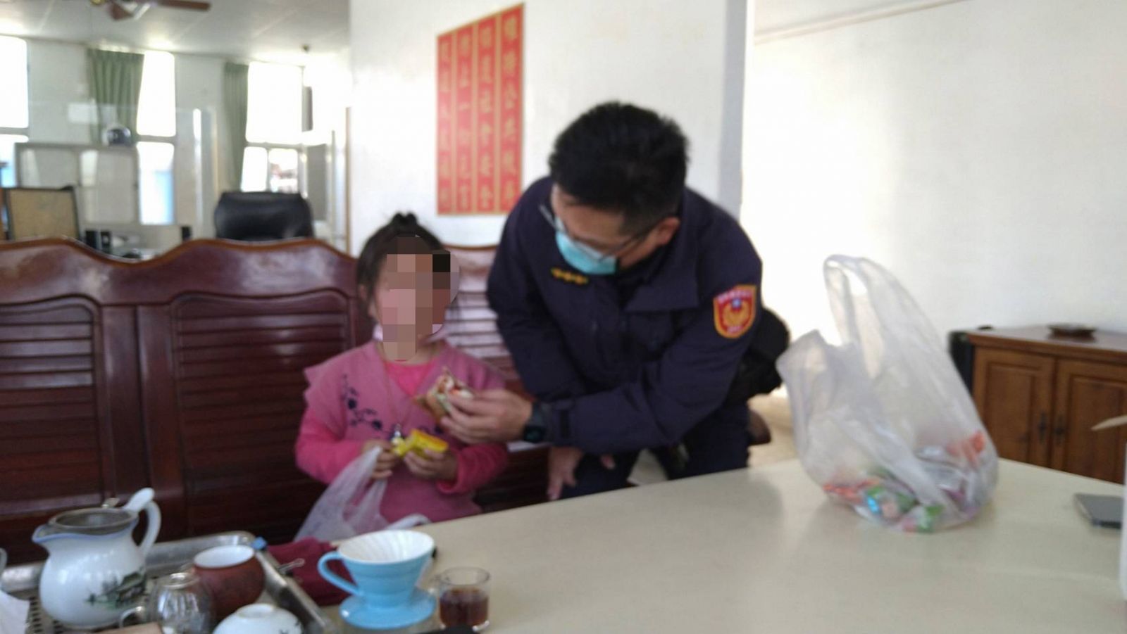 嘉義大林小妹妹在雲林走失 熱心路人和員警協助找到家 - https://www.watchmedia01.com