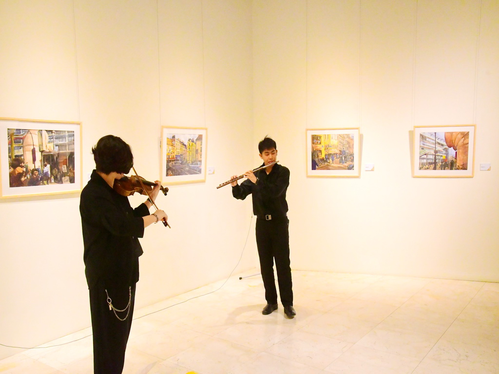 巴黎的景色若比鄰 彰化縣美術家接力展第107棒林智偉創作個展美術館展出 - https://www.watchmedia01.com